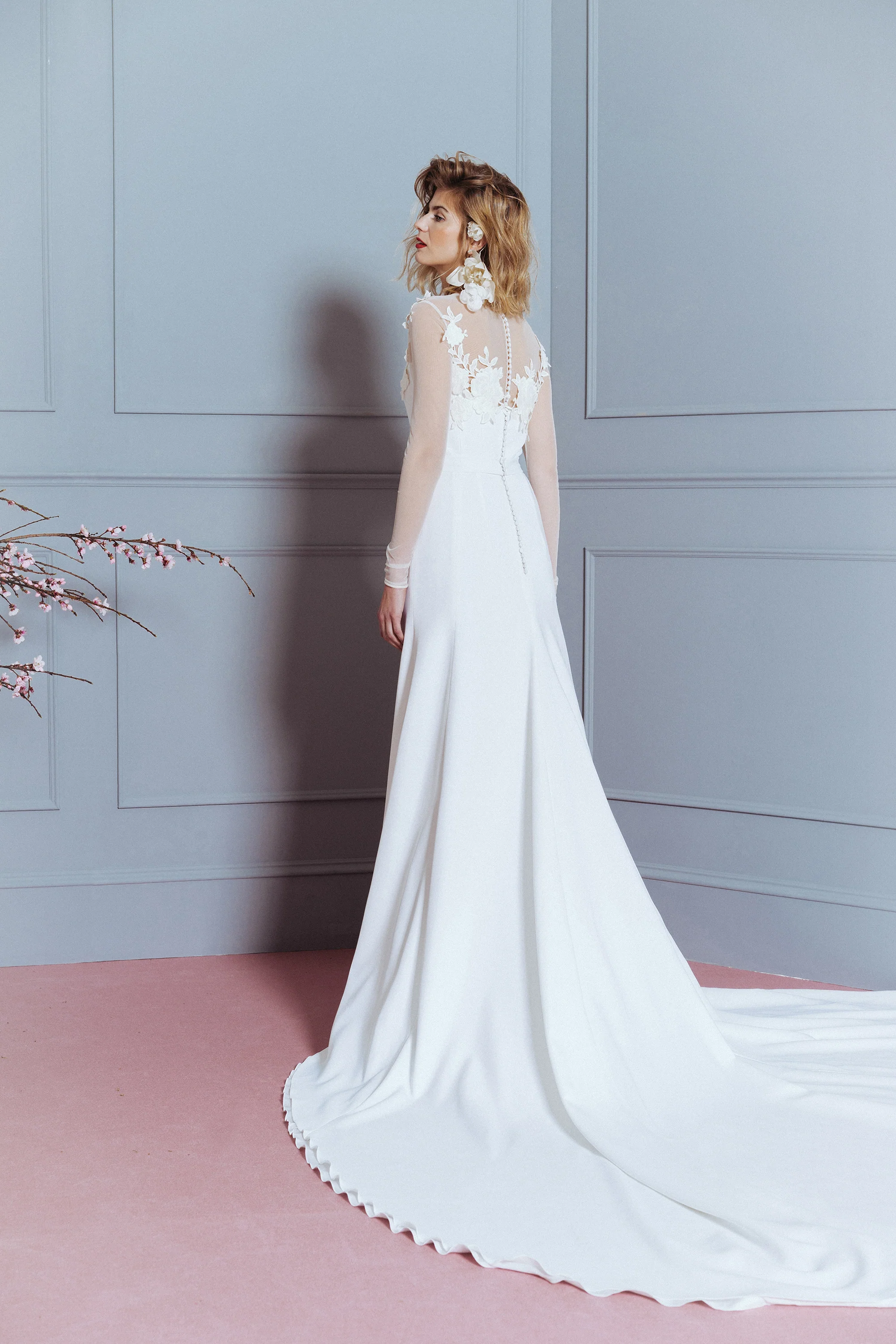 Anais - Image 2