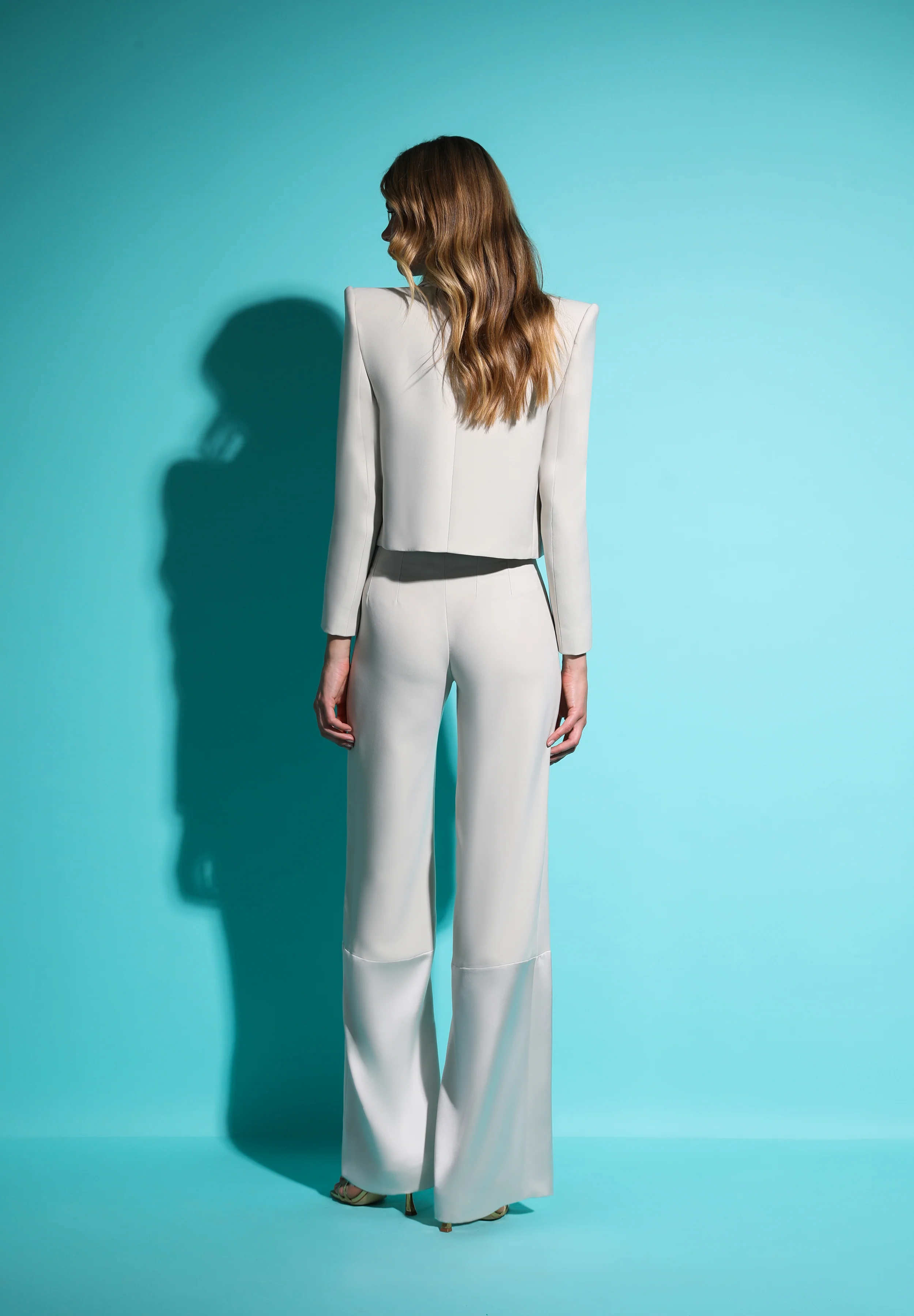 YONA CHAQUETA GRIS PERLA - Image 3