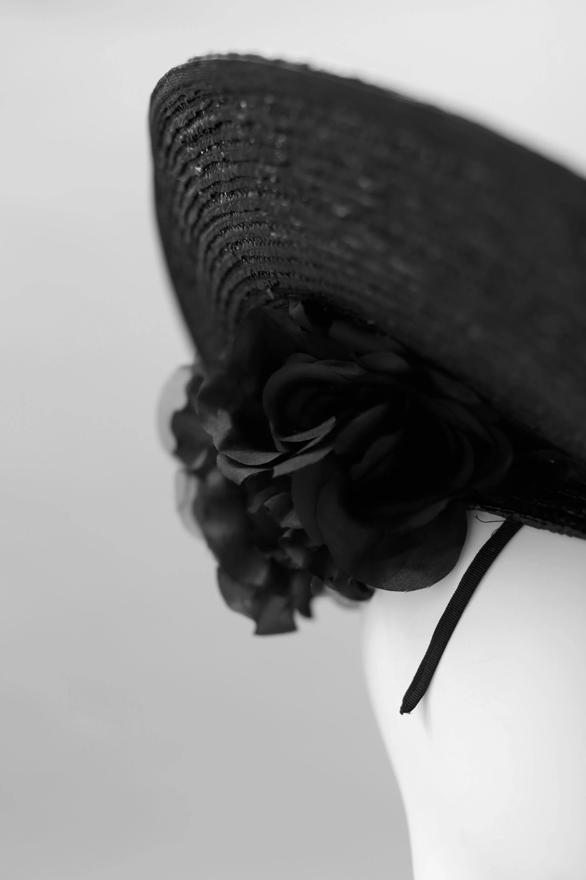 EVA NEGRO ADORNO FLORES - Image 2