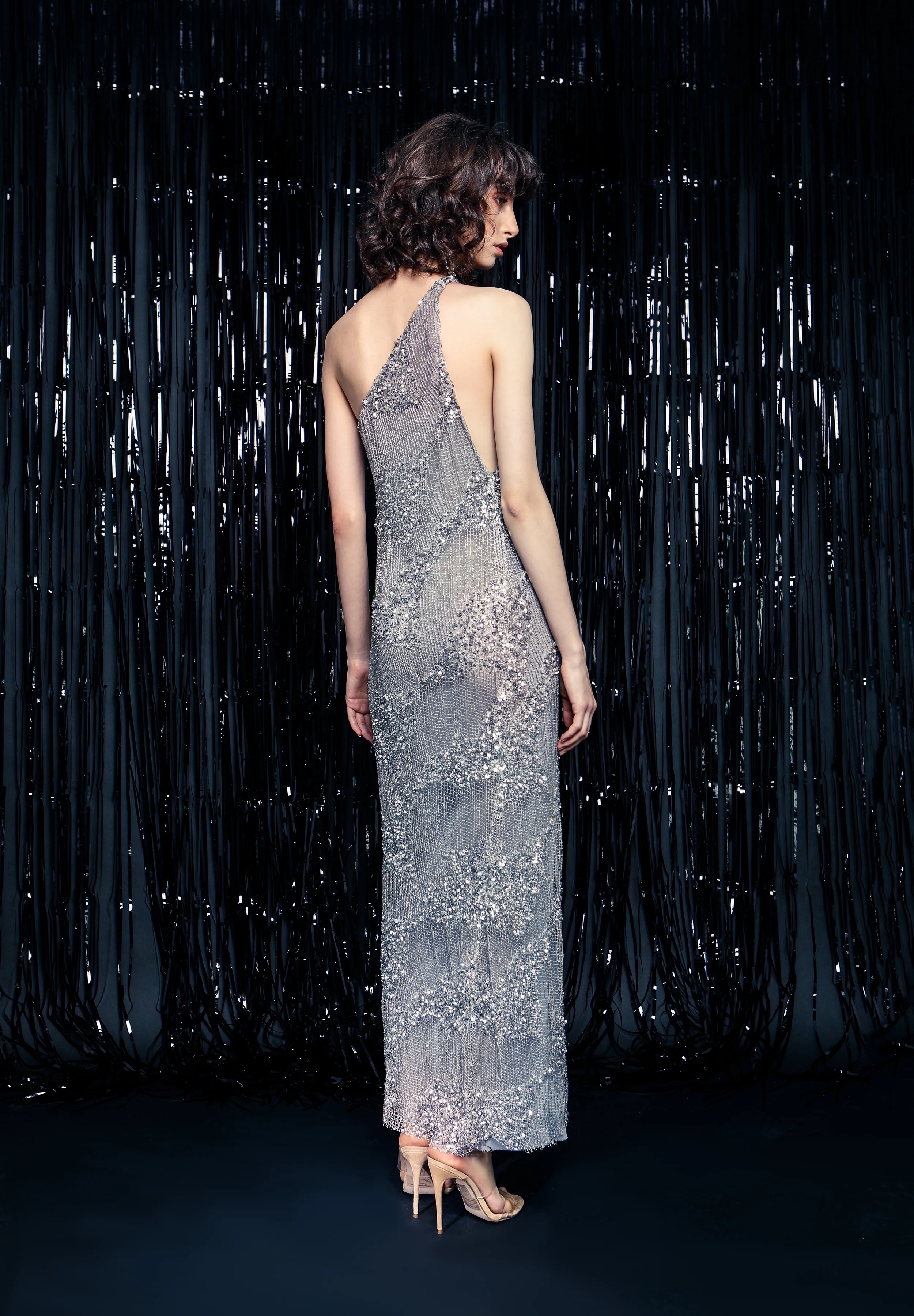 RAINA - Image 3